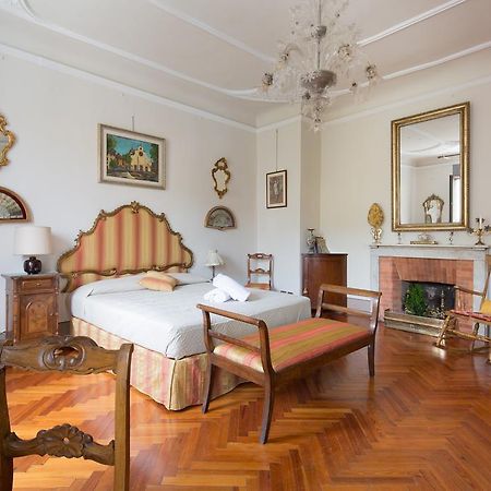 Santo Spirito Palace フィレンツェ エクステリア 写真