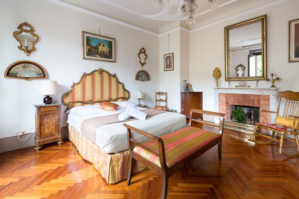 Santo Spirito Palace フィレンツェ エクステリア 写真