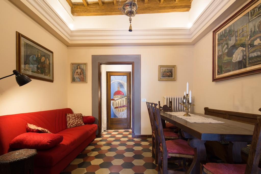 Santo Spirito Palace フィレンツェ エクステリア 写真