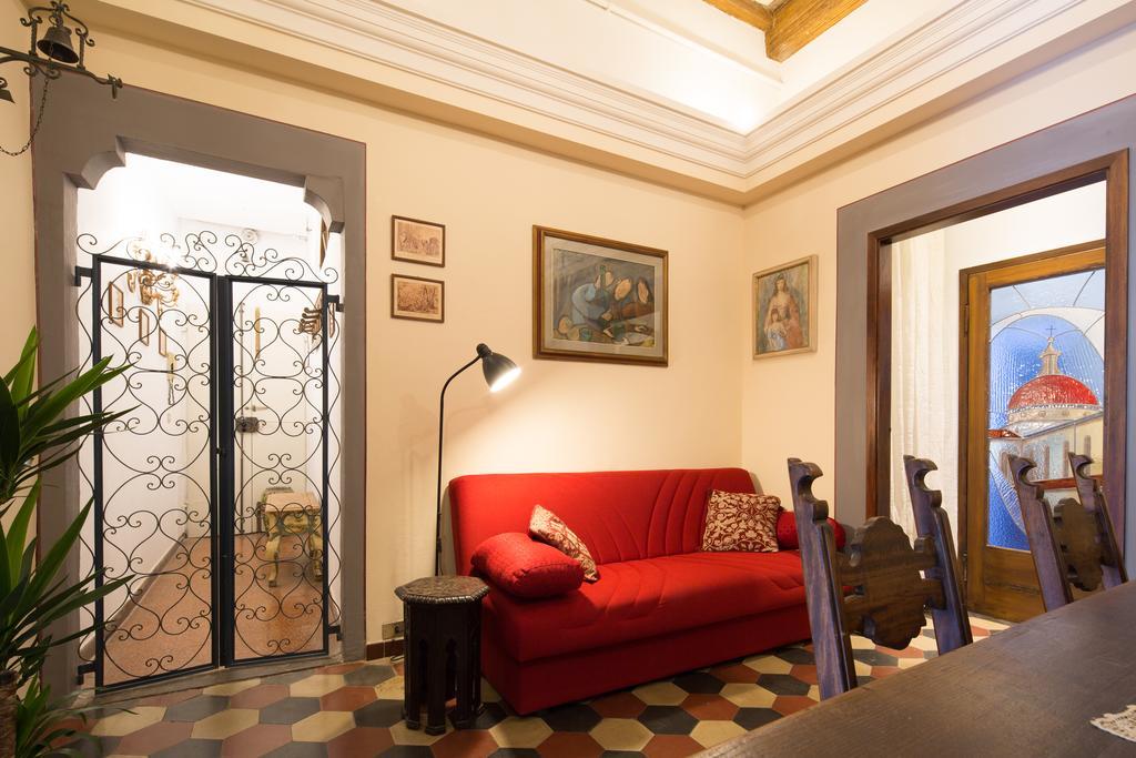 Santo Spirito Palace フィレンツェ エクステリア 写真