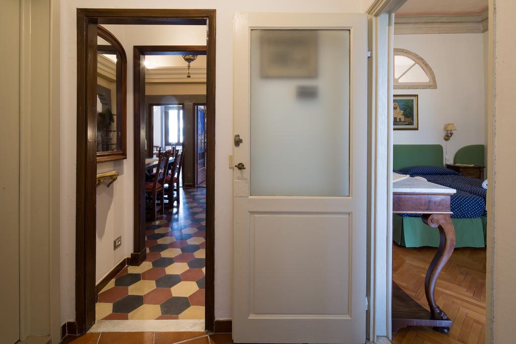 Santo Spirito Palace フィレンツェ エクステリア 写真