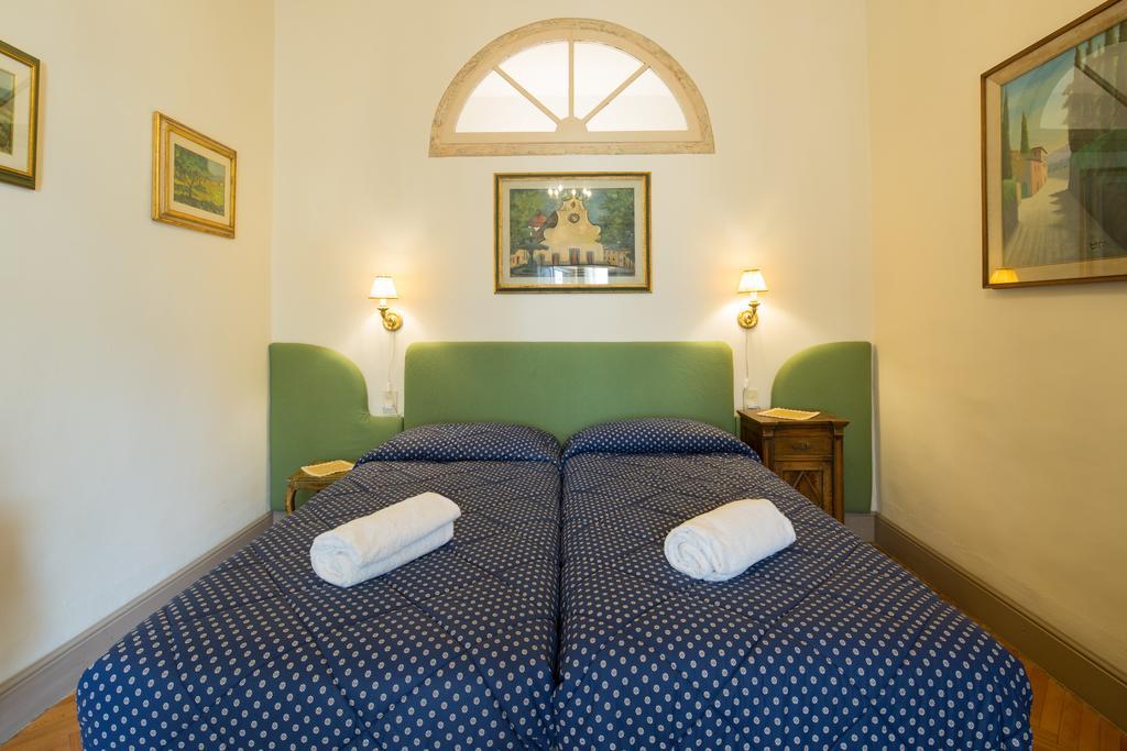 Santo Spirito Palace フィレンツェ エクステリア 写真